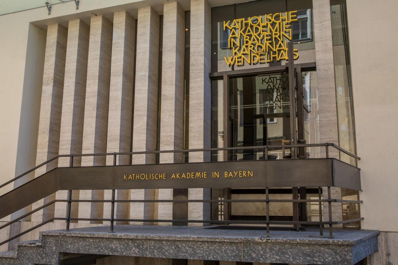 Gaestehaus Der Katholischen Akademie In Bayern Munich Luaran gambar