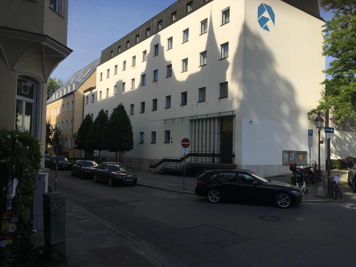 Gaestehaus Der Katholischen Akademie In Bayern Munich Luaran gambar